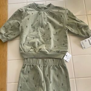 New Nordstrom Two Piece Sweatsuit 12m Green